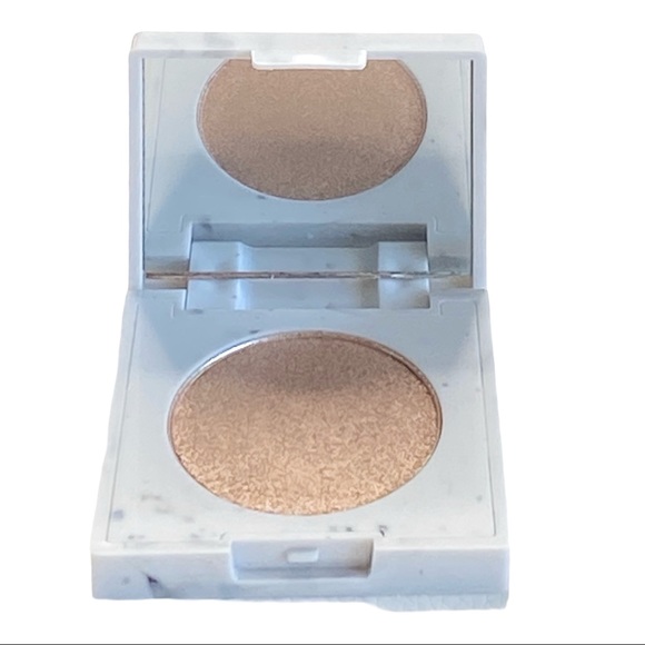 new Realher ☀︎︎ Confidence in My Glow Highlighter ☀︎︎ Subtle Sheen ☀︎︎ Natural - Picture 2 of 7